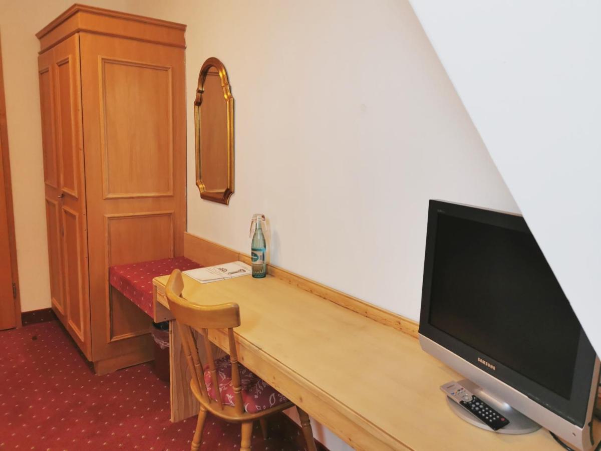 Landhotel Oelmuehle Mombris Экстерьер фото